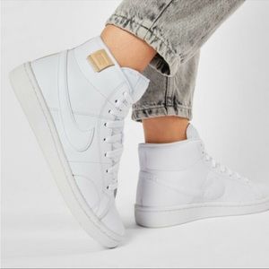 || Nike Court Royale 2